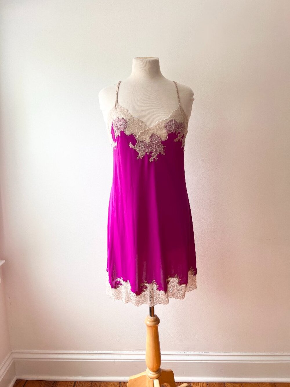 Natori purple lace slip dress nightie size med